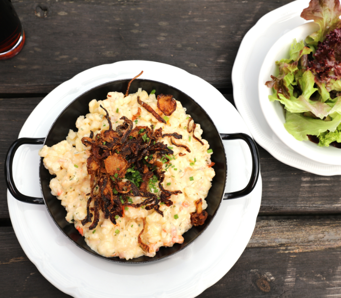 Dorpssfeer en gastronomie in Prutz: lokale specialiteiten in het Oberinntal