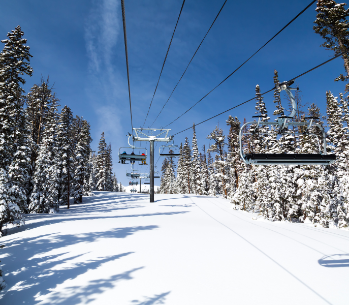 Sneeuwzekere wintersport in de Kitzbüheler Alpen: waarom St. Johann een fijne uitvalsbasis is