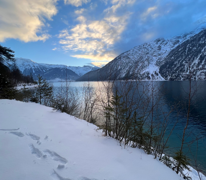 Sneeuwzekere wintersport aan de Achensee: Maurach als comfortabele basis